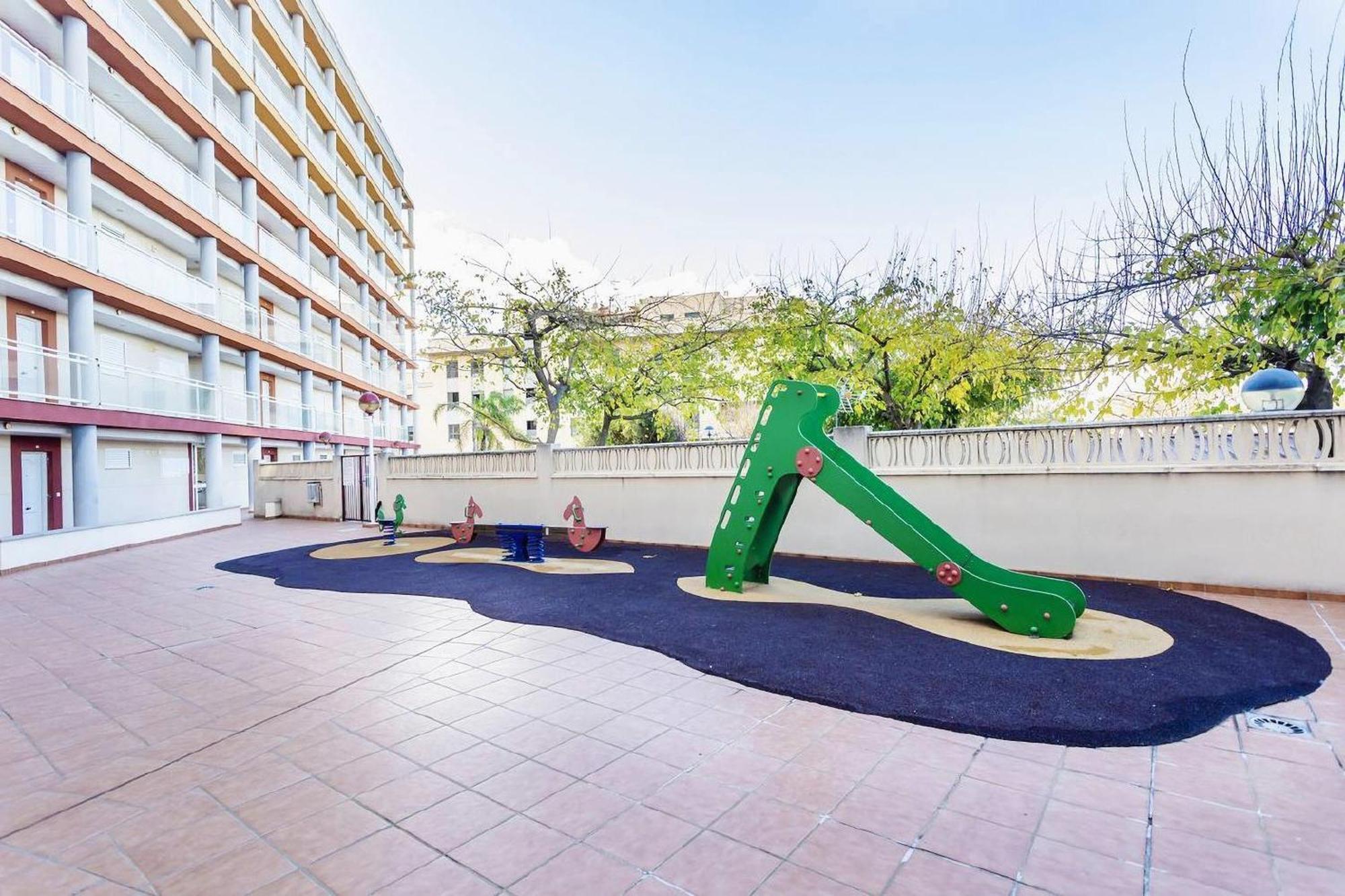 Apartamento con terraza y piscina Canet d'En Berenguer Exterior foto